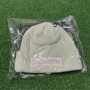 Supreme new era box logo beanie light green